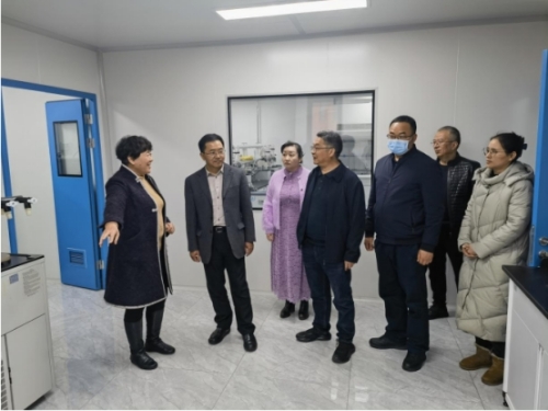 省药监局调研组到云南现代民族药工程技术研究中心调研