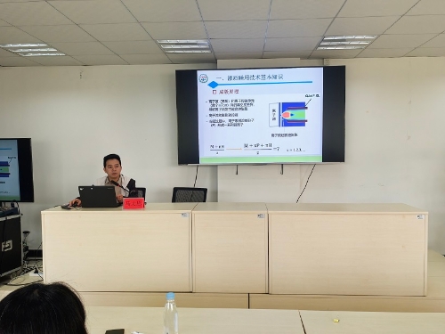 昆明市食品药品检验所开展2025年液相色谱质谱联用技术应用培训交流会 (1)